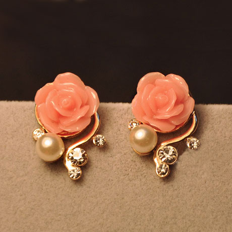 Sweet Nice Rhinestone Rose Earrings On Luulla Sweet Nice Rhinestone Rose Earrings