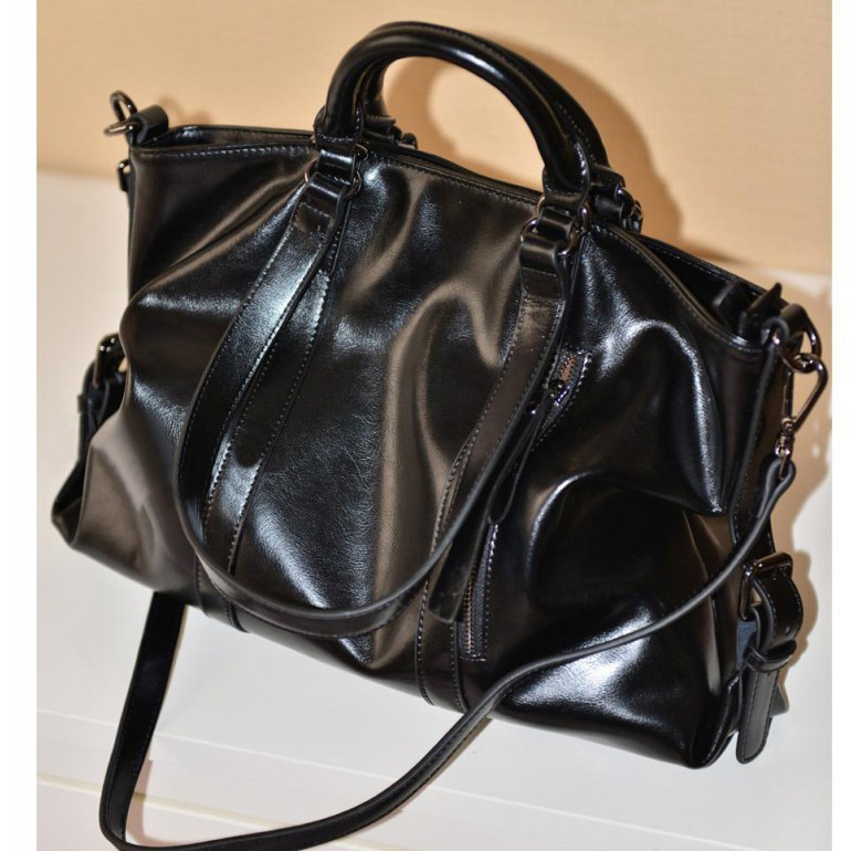 Elegant Glossy Commuter Handbag & Shoulder Bag on Luulla