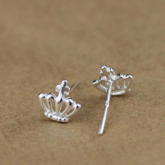 Crown Silver Earring Stud on Luulla