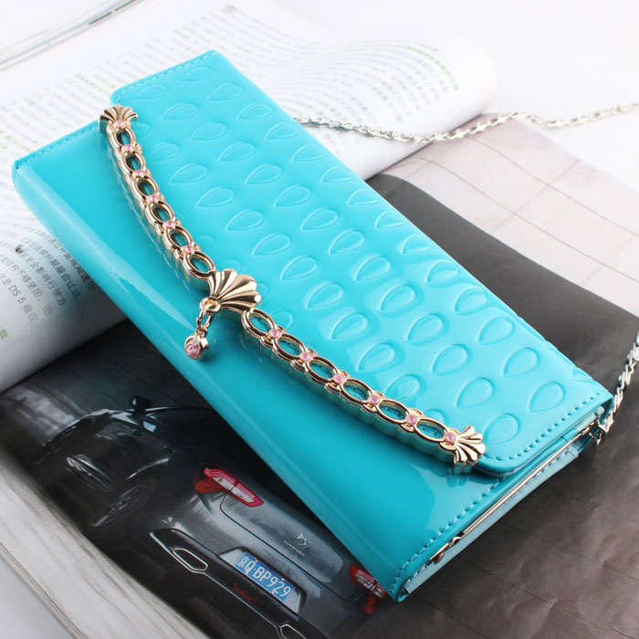 Elegant Fashion Chain Shell Clutch & Wallet on Luulla